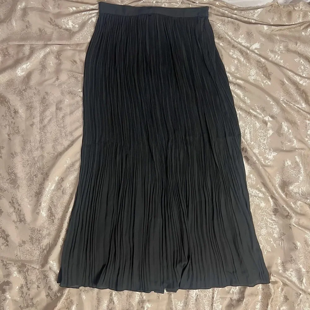 Zara Black Plisse Maxi Skirt Creped Chiffon Gold Buttons Women's Size S